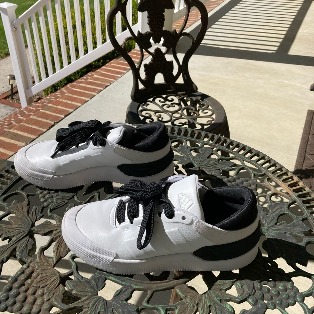 Adidas sneakers size 8